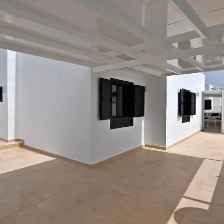 Zonzamas Villa *