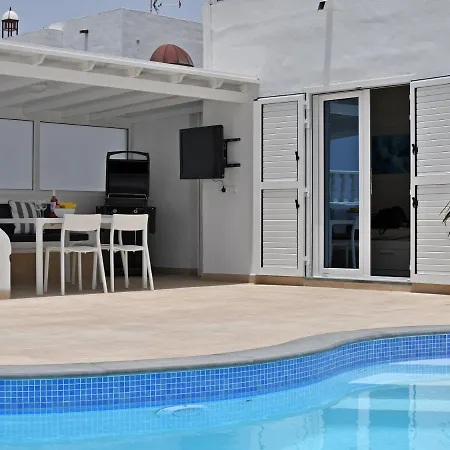 Zonzamas Villa *
